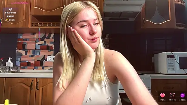 ivygenesis online show from April 2026 03:09:01 AM