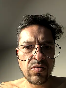 Snapshot of erick242130 chatting on March 2026 09:54:01 PM erick242130 online show from March 2026 09:54:01 PM