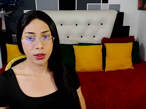 Snapshot of alise_capell chatting on April 2026 01:18:01 PM alise capell online show from April 2026 01:18:01 PM