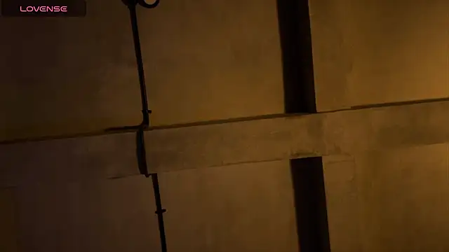 Battyredhair online show from April 2026 12:02:01 PM