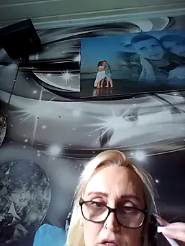 roxy 74 online show from March 2026 12:11:01 PM