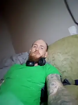 redandjuicy online show from April 2026 04:52:01 AM