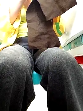 candy flo online show from April 2026 01:00:02 AM