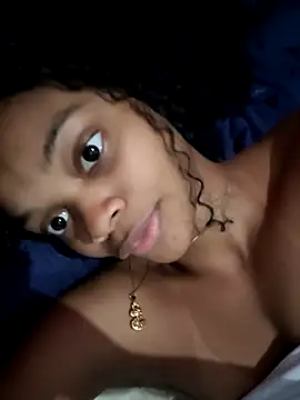 Snapshot of marialuiza2027 chatting on April 2026 06:05:02 PM marialuiza2027 online show from April 2026 06:05:02 PM