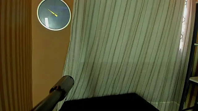 Snapshot of ivannia_Lawrence chatting on April 2026 06:05:01 PM ivannia Lawrence online show from April 2026 06:05:01 PM