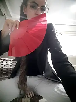 pimentinha02 online show from April 2026 03:01:04 AM