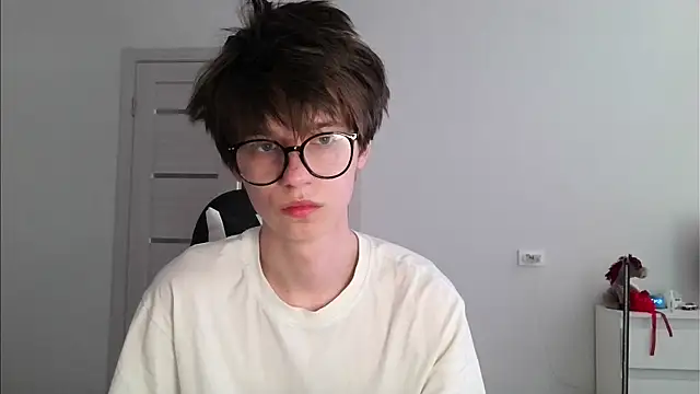 cutie boys1 online show from July 2026 08:44:02 AM