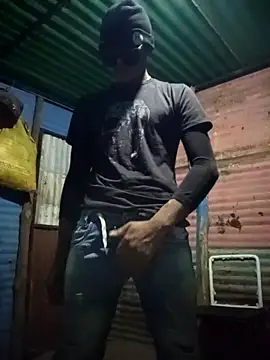 Snapshot of spittingpig1 chatting on March 2026 07:23:01 AM spittingpig1 online show from March 2026 07:23:01 AM