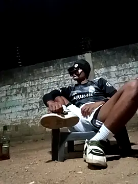 Snapshot of spittingpig1 chatting on March 2026 11:54:01 PM spittingpig1 online show from March 2026 11:54:01 PM