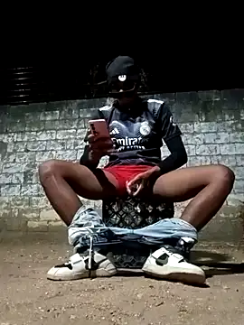 Snapshot of spittingpig1 chatting on March 2026 12:06:01 AM spittingpig1 online show from March 2026 12:06:01 AM