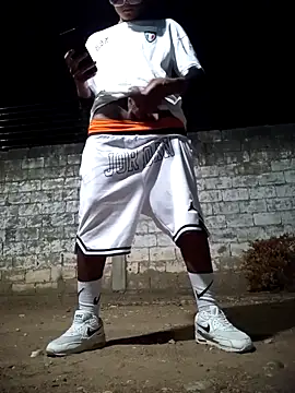 Snapshot of spittingpig1 chatting on April 2026 02:23:02 AM spittingpig1 online show from April 2026 02:23:02 AM