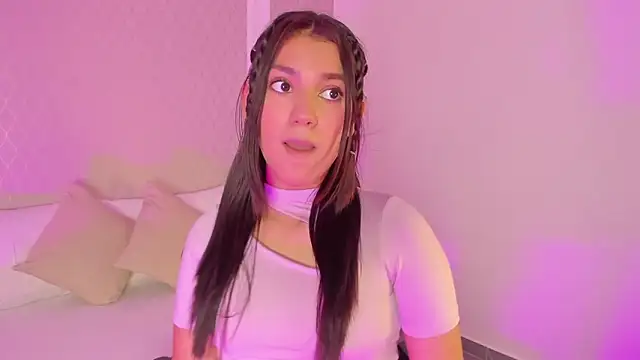 cristin collins online show from April 2026 08:48:01 PM