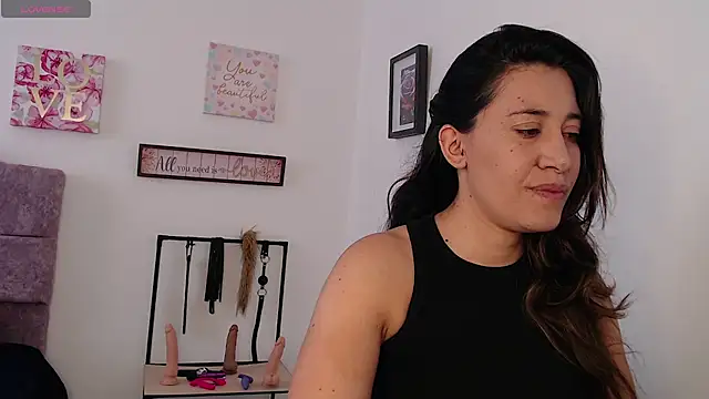 violeta scott online show from April 2026 02:15:02 PM