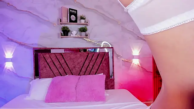 sofi naughty   online show from March 2026 02:27:01 AM