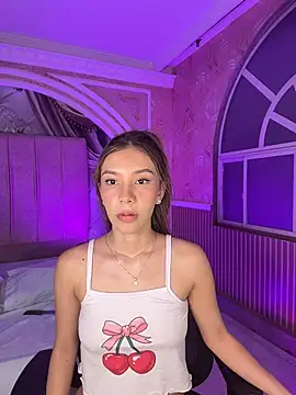 sofi naughty   online show from May 2026 10:09:02 AM