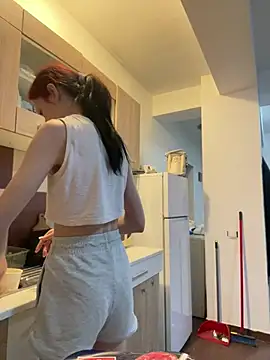 Snapshot of DeeaFoxy chatting on March 2026 05:06:01 PM DeeaFoxy online show from March 2026 05:06:01 PM