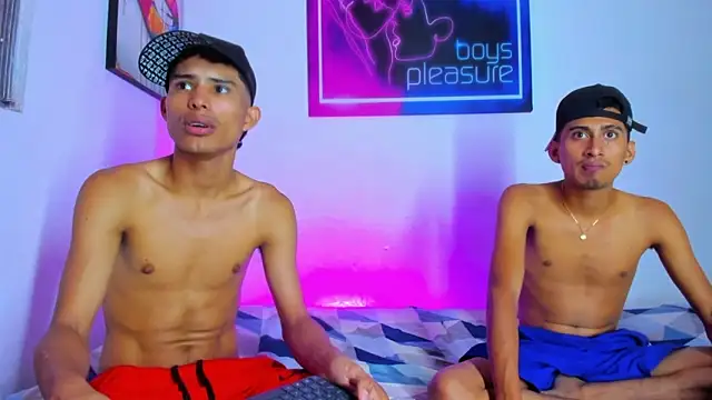 Boys xxx  online show from May 2026 03:31:02 PM
