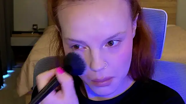 mollybossy online show from April 2026 12:19:02 AM