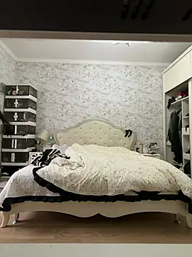 zhizhibaobei online show from April 2026 01:47:02 AM