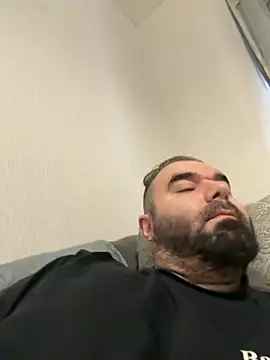 bigmillz32 online show from March 2026 10:59:02 AM