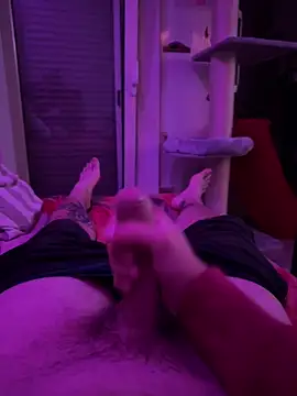 Snapshot of g_thess chatting on April 2026 01:07:02 AM g thess online show from April 2026 01:07:02 AM