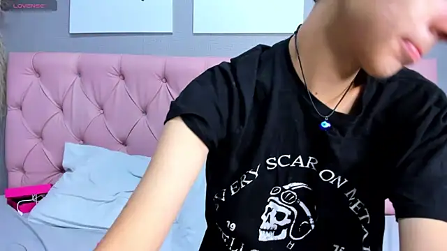 Snapshot of Austin_twink chatting on March 2026 01:12:02 PM Austin twink online show from March 2026 01:12:02 PM