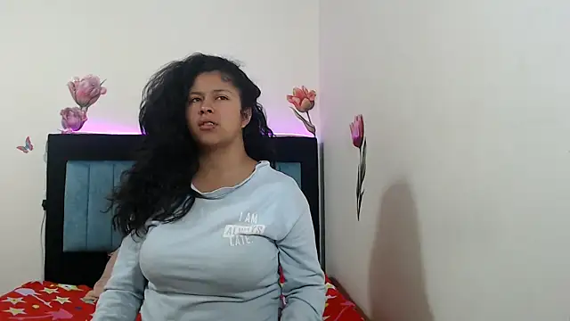 Snapshot of KARLYXS chatting on March 2026 12:19:01 PM KARLYXS online show from March 2026 12:19:01 PM