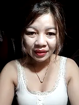 Yiyi102300 online show from April 2026 10:33:02 PM