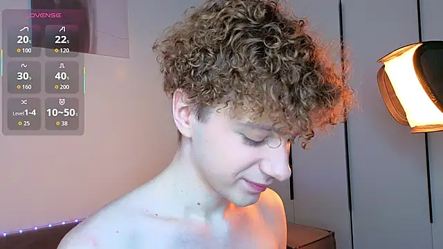 Angel Crave online show from April 2026 09:50:02 PM