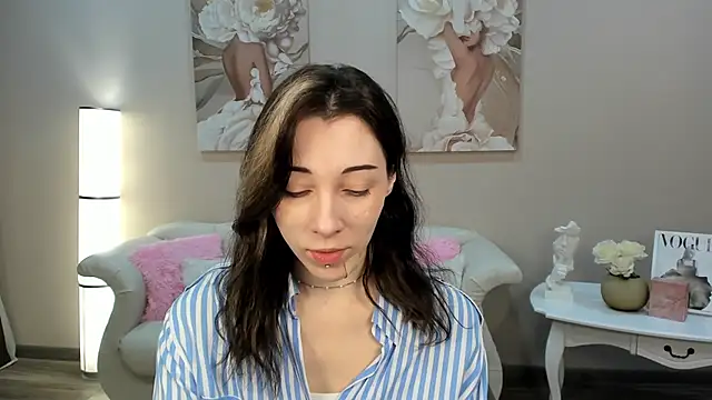 LeilaTaylors online show from April 2026 06:11:02 AM