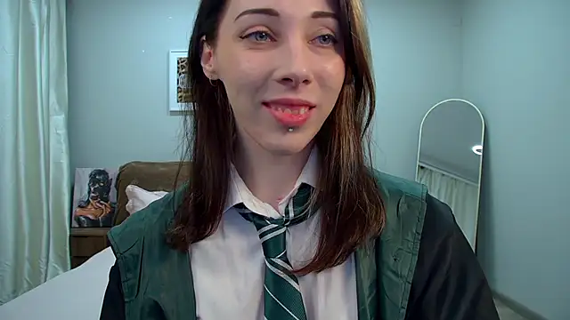 LeilaTaylors online show from April 2026 06:24:02 PM