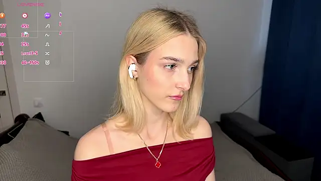 SweetiLun online show from April 2026 02:28:02 PM