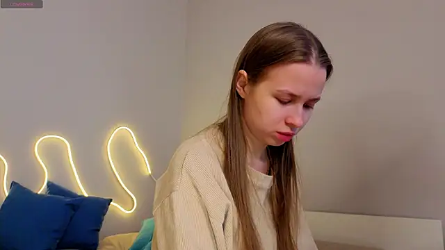 Emma dream  online show from April 2026 01:47:02 AM