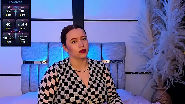 Snapshot of JeanneWilliams chatting on April 2026 12:16:02 PM JeanneWilliams online show from April 2026 12:16:02 PM