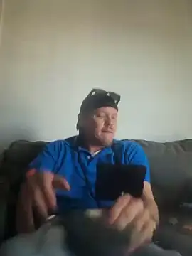 Snapshot of yourMasterisBored chatting on March 2026 06:46:01 PM yourMasterisBored online show from March 2026 06:46:01 PM