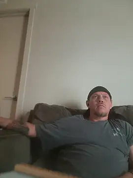 Snapshot of yourMasterisBored chatting on April 2026 04:52:01 PM yourMasterisBored online show from April 2026 04:52:01 PM