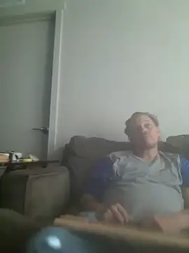 Snapshot of yourMasterisBored chatting on April 2026 02:17:02 PM yourMasterisBored online show from April 2026 02:17:02 PM