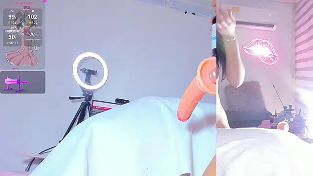 Snapshot of Bella_Donne_ chatting on March 2026 04:10:02 PM Bella Donne online show from March 2026 04:10:02 PM