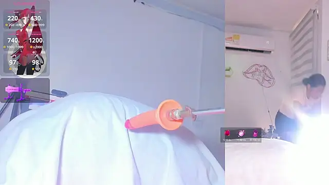 Snapshot of Bella_Donne_ chatting on April 2026 05:11:01 PM Bella Donne online show from April 2026 05:11:01 PM