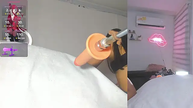 Snapshot of Bella_Donne_ chatting on April 2026 05:28:01 PM Bella Donne online show from April 2026 05:28:01 PM