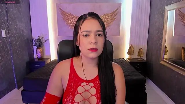 Snapshot of Emily-brown_ chatting on April 2026 11:22:02 AM Emily-brown online show from April 2026 11:22:02 AM