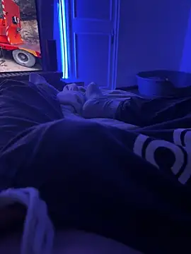 Snapshot of gg79100 chatting on April 2026 10:38:01 PM gg79100 online show from April 2026 10:38:01 PM