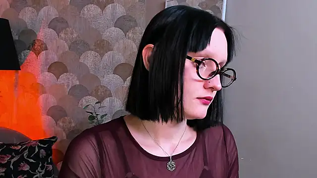 Snapshot of Velvet_Lily chatting on April 2026 08:44:02 PM Velvet Lily online show from April 2026 08:44:02 PM