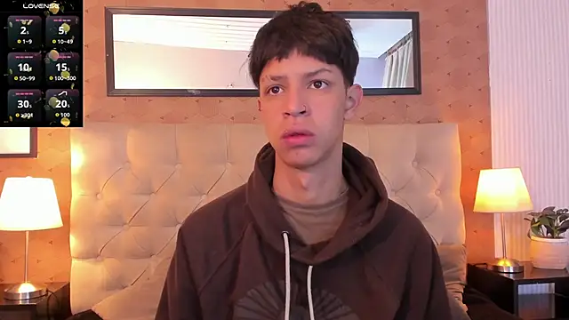 Snapshot of Ethan_qop chatting on April 2026 11:40:02 AM Ethan qop online show from April 2026 11:40:02 AM