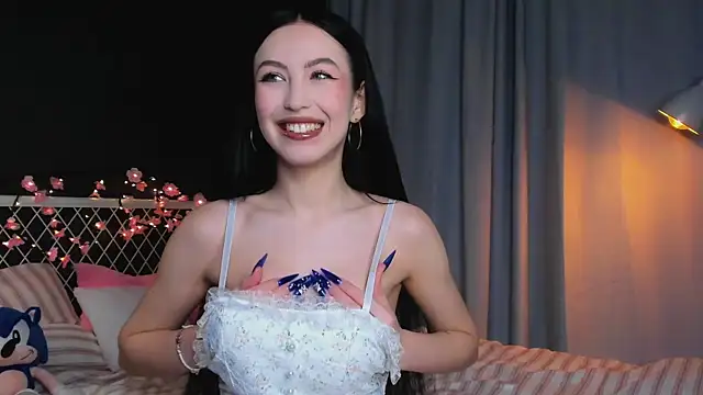 lizaa breeze online show from May 2026 06:13:01 PM