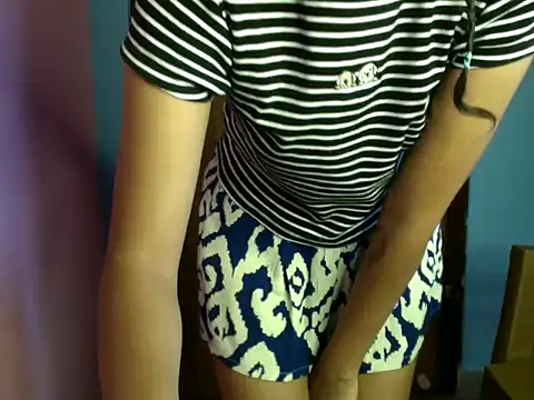 Snapshot of ezabela_ chatting on April 2026 07:35:01 AM ezabela online show from April 2026 07:35:01 AM