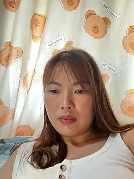 Snapshot of Milik-1022 chatting on April 2026 03:02:01 AM Milik-1022 online show from April 2026 03:02:01 AM