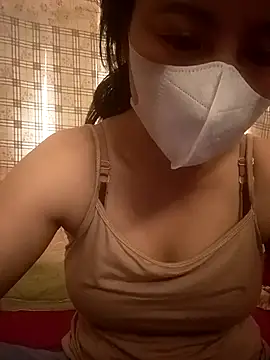 Snapshot of IORio_2X chatting on April 2026 06:35:02 AM IORio 2X online show from April 2026 06:35:02 AM