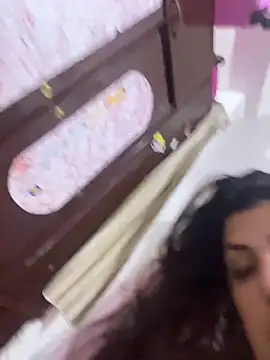 Hopeluna online show from April 2026 04:43:01 AM