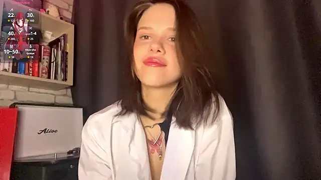 SarahHunnye online show from March 2026 11:37:02 AM